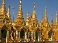 schwedagon-pagoda-yangon-myanmar